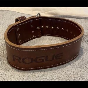 Rogue Ohio Belt Size: Medium (28-34 waist)